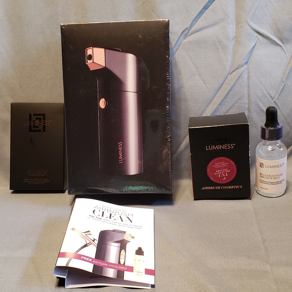 Luminess Cosmetics Breeze Airbrush Kit